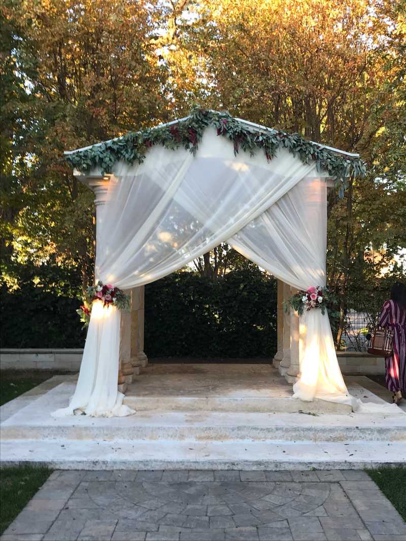 Alters, Aisles & Arbors