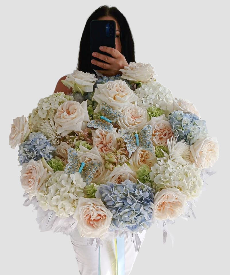 DESIGNER'S CHOICE CUSTOM ONE OF A KIND EVERY DAY OCCASIONS DESIGNS