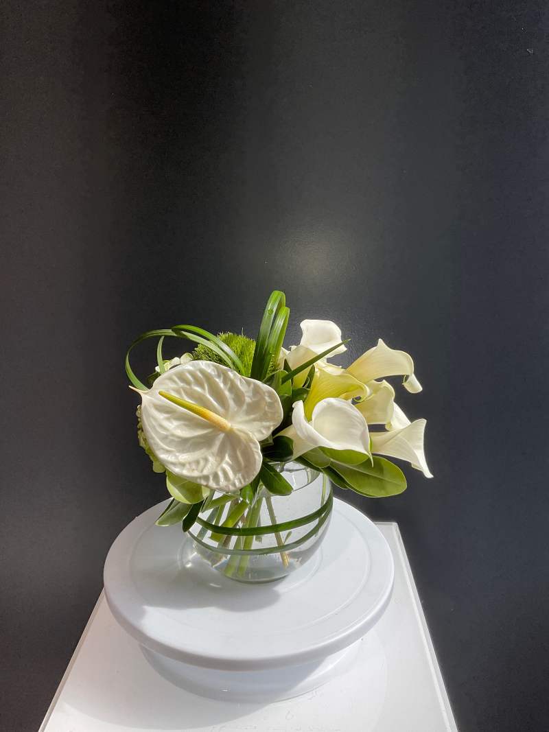 Anthurium, Calla Lilies, Trick, and Lily Glass in Short Glass Bubble Bowl