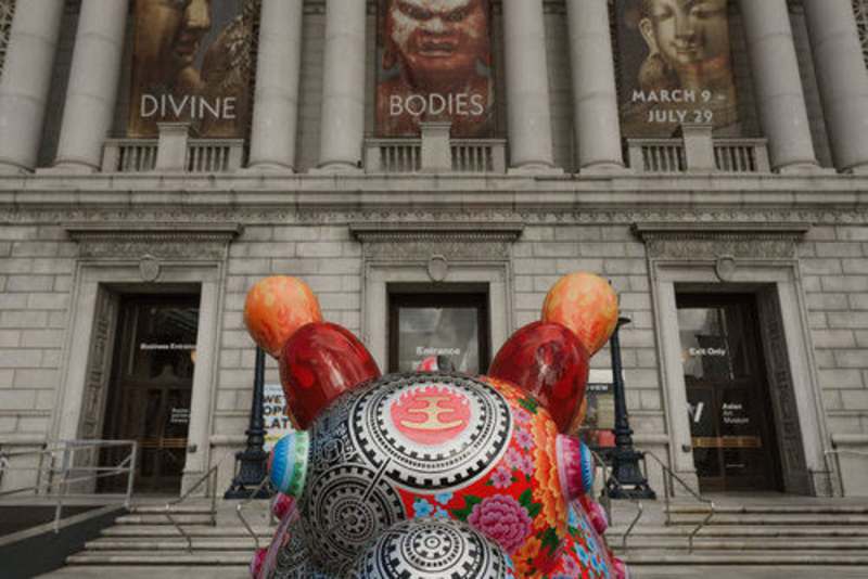 ASIAN ART MUSEUM: EMI & ALEX