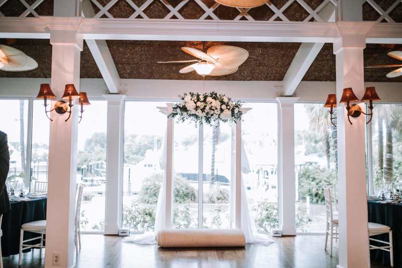 Simple Beauty Marina Wedding 