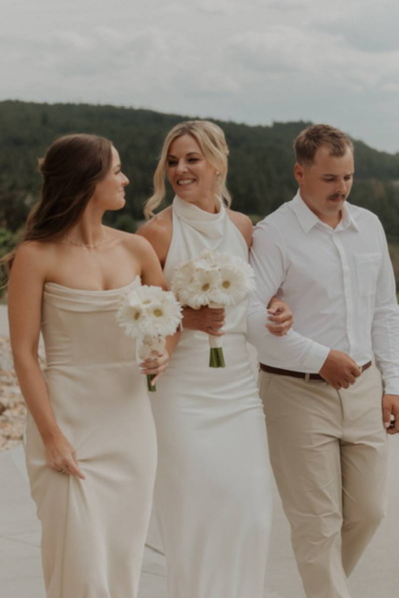 Bride and Bridesmaids Bouquets 