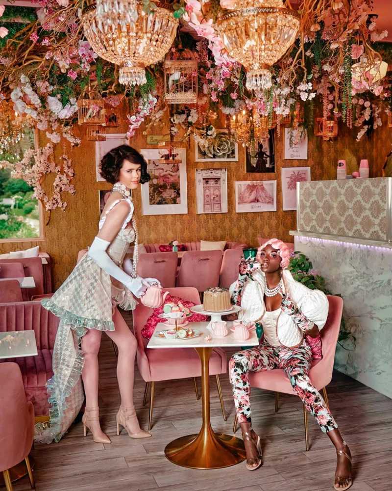 COFFEE SHOP / TEA BAR